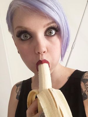 Pareidolia Suicide eats a banana