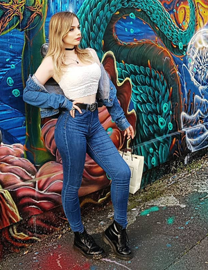 Evelyn Bouwman - very fashion