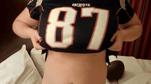 love to play with these footballs