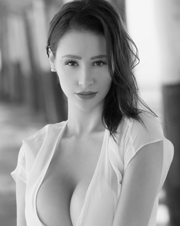 Alina's Cleavage