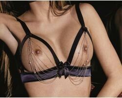No cup bra