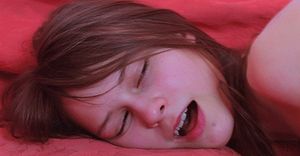 Teen takes dick in pooper