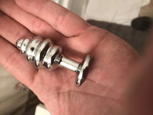 Small steel plug