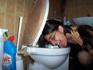 Whore in toilet