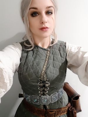 Ciri is ready for Geralt's load