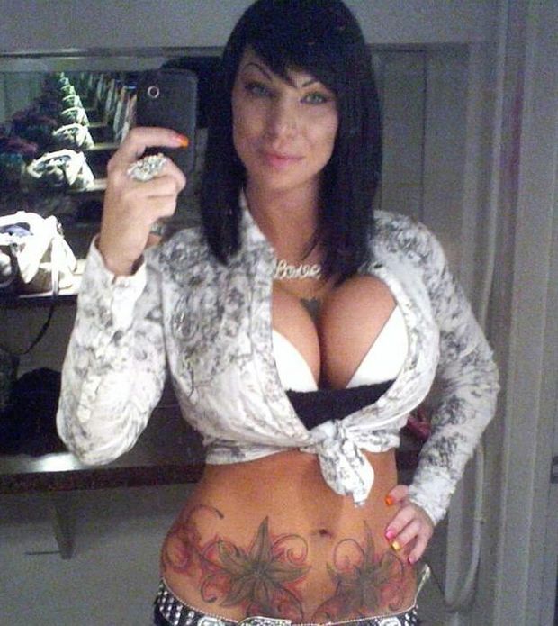 Arine K Lawless bimbo is officially sexy w/ cleavage as you can't tell a woman's character through physiognomy for self shot petname- SGB