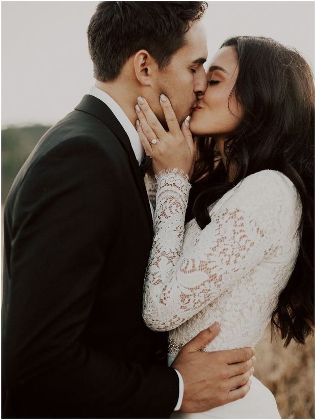kissing couple