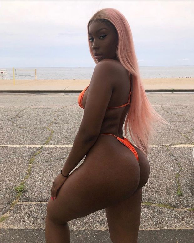 Big Brown Butts