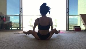 Ebony yoga
