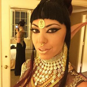 Corinne C Cliford is a vamp vixen hellion as a jobless fraud in classy tot in hold thread trappings meant for a queen- SGB outfitt cooll hff