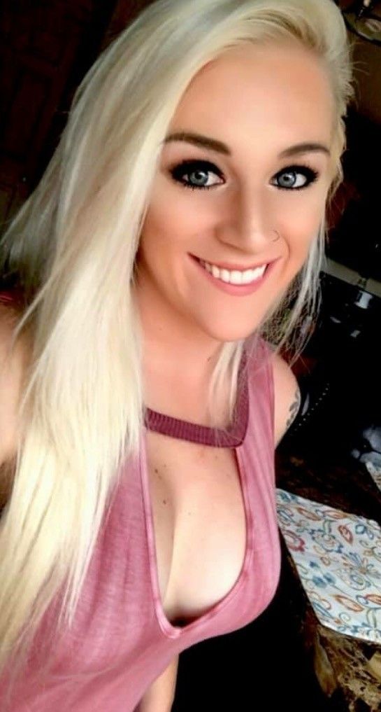 Blonde showing off nice tits