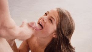 Evelin Stone having her sexy face jizzed on