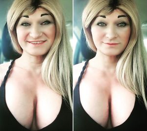 Jamie L huge tits are like a diamond in the ruff - Tranny Cleavage - SGB gbb tranz