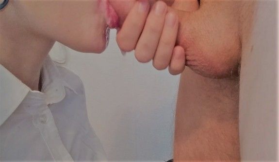 Bitch sucking for money