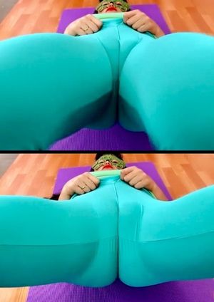 Esmeraldas yoga cameltoe