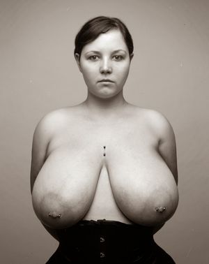 gros seins percés