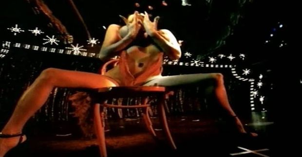 Smack My Bitch Up – Prodigy