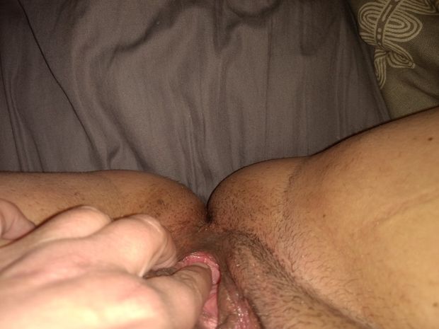 Pussy play with stubble