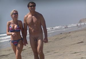 CFNM Beach Couple