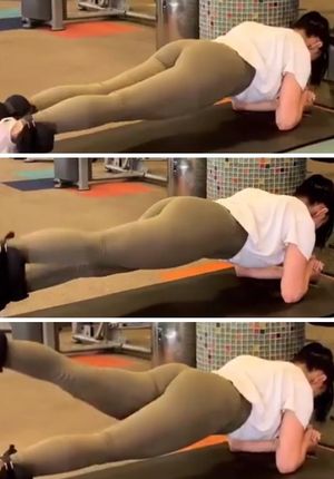 Ariel winter working out