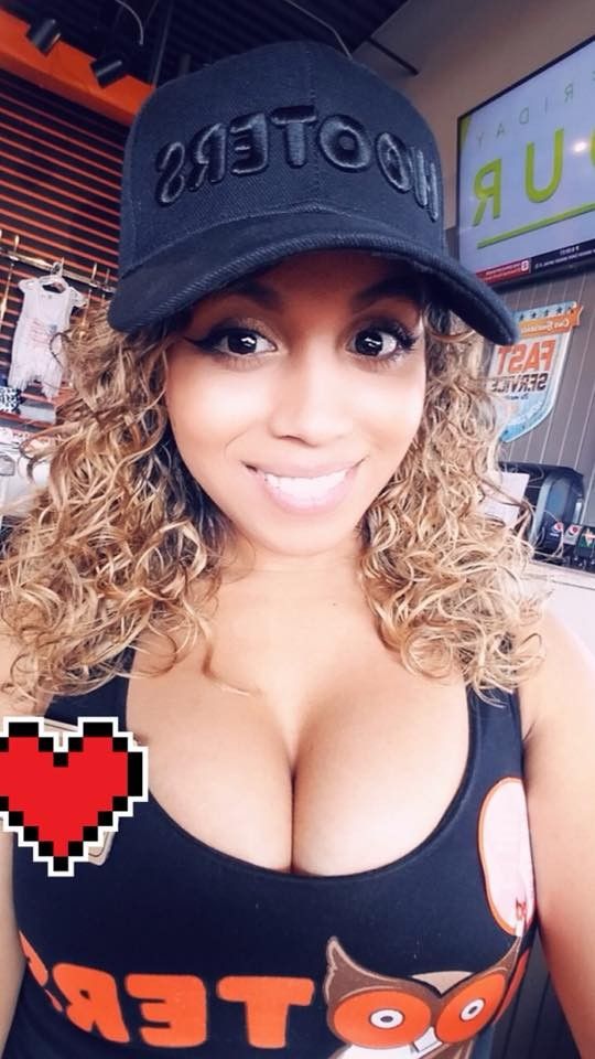 I Heart Hooters