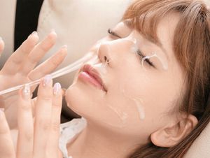 Pretty face facialized