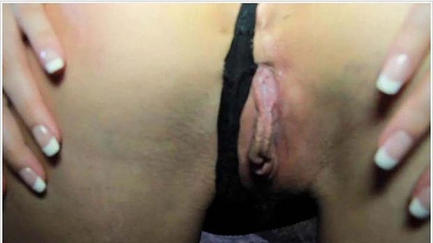milf pussy closeup