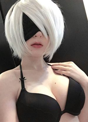 cosplay chick