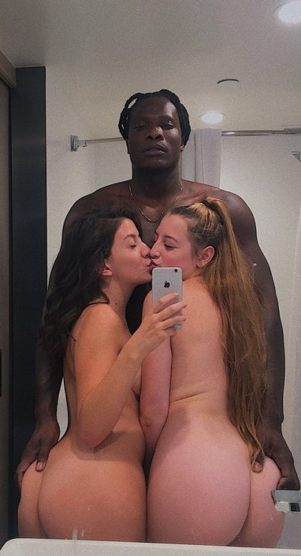 Two white big ass with bbc