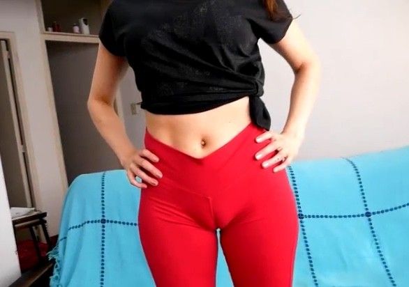 Wilma in red leggings
