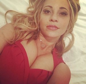 Heinrichina Von Schellendorf star du porno trashy salope sexy avec des cheveux kalema impairs énormes seins et une tête d'alien - SGB