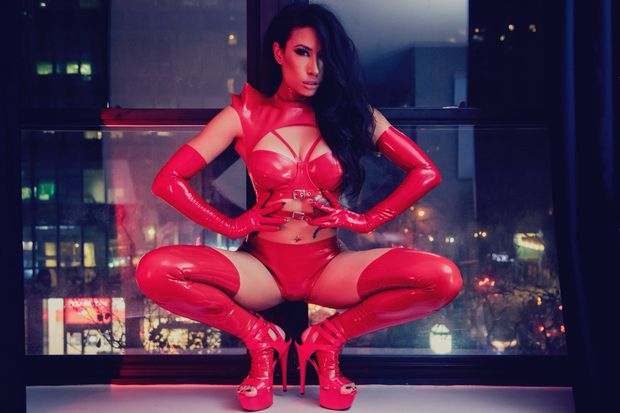 Mistress Tangent - Model