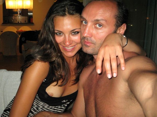 Boob out