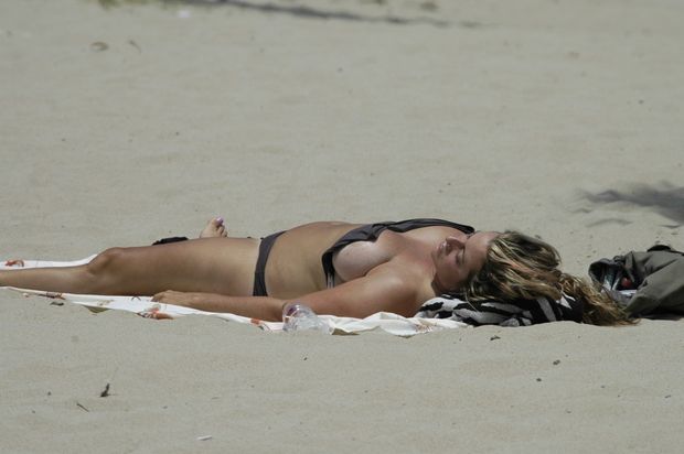 Boob out
