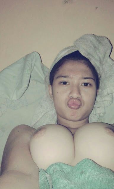 amazing oriental natural tits