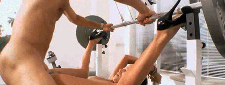 Bench pressing - Greenpotion
