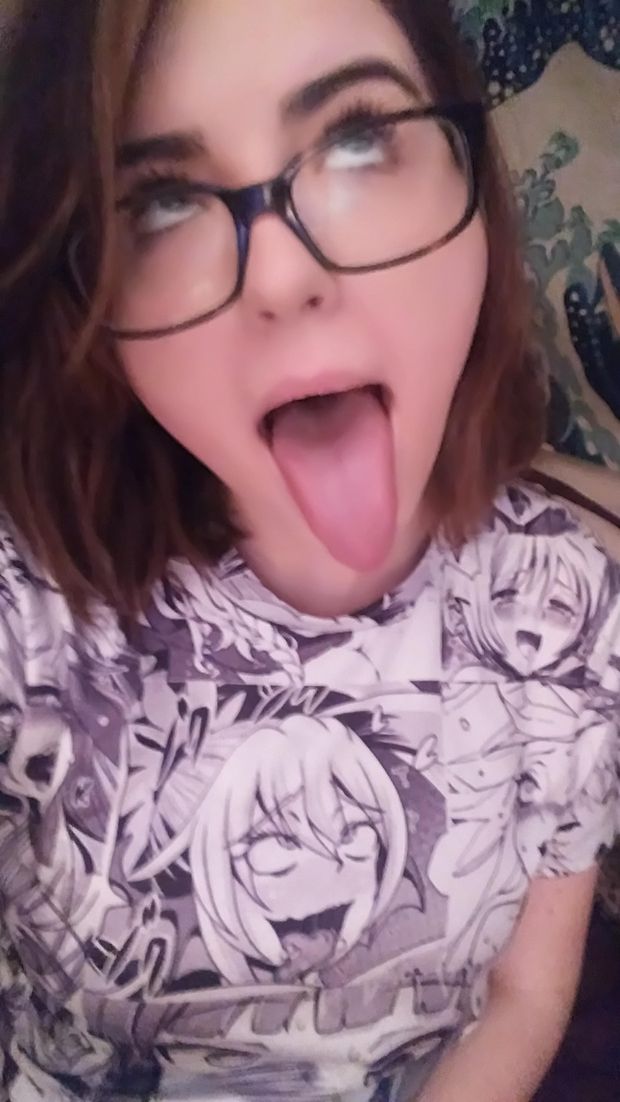 She's a big ahegao fan.