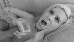 Teenager blond take cumshot