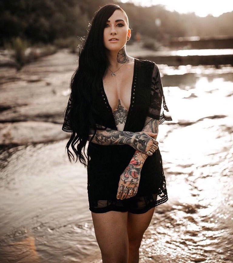 Goth alt model Genevieve Zitricki babe with half shaved 2face hair with side boob cleavage of natural almost large breasts - SGB gothh