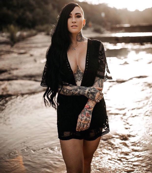 Goth alt model Genevieve Zitricki babe with half shaved 2face hair with side boob cleavage of natural almost large breasts - SGB gothh
