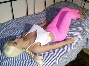 Yuki with yoga pants