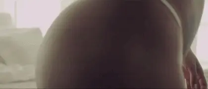 latina en lenceria