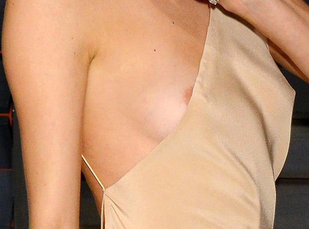 Behati Prinsloo Nipple Flash On The Red Carpet
