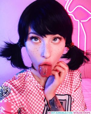 Nut on my face please