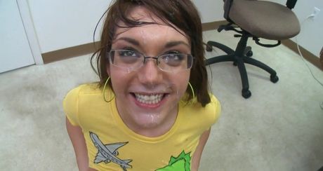 All over her face! Beautiful!