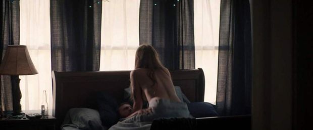 Zoey Deutch Porn from ‘Vincent n Roxxy’