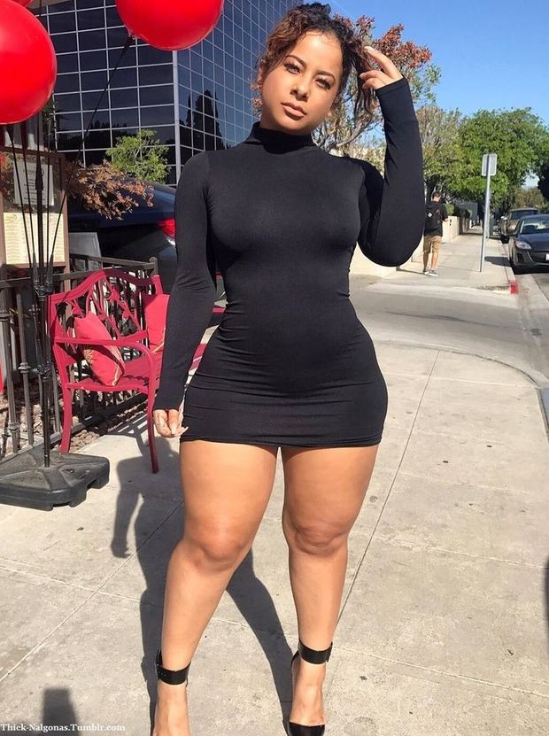 Thick latina chick