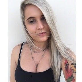 Amature Mama Found On The Intertenet - Tell Me If Yiou Recognise Her