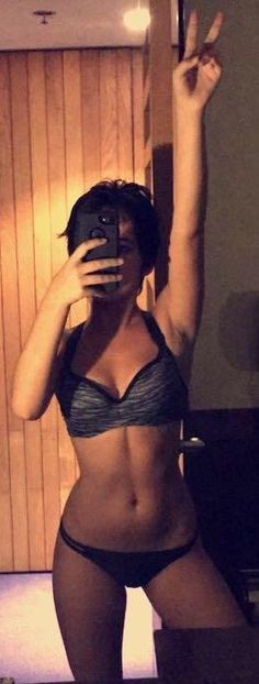 Isabela Moner hott
