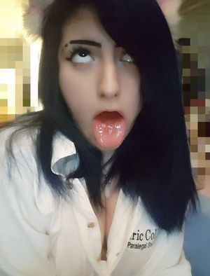 Paralegal Babe Showing Wet Ahegao Faces